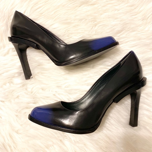 dkny black pumps